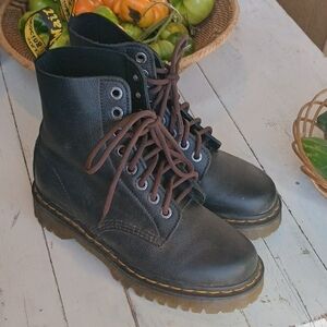 Dr. Martens (1460 Bex Pisa) Black Boots Women's Size 8